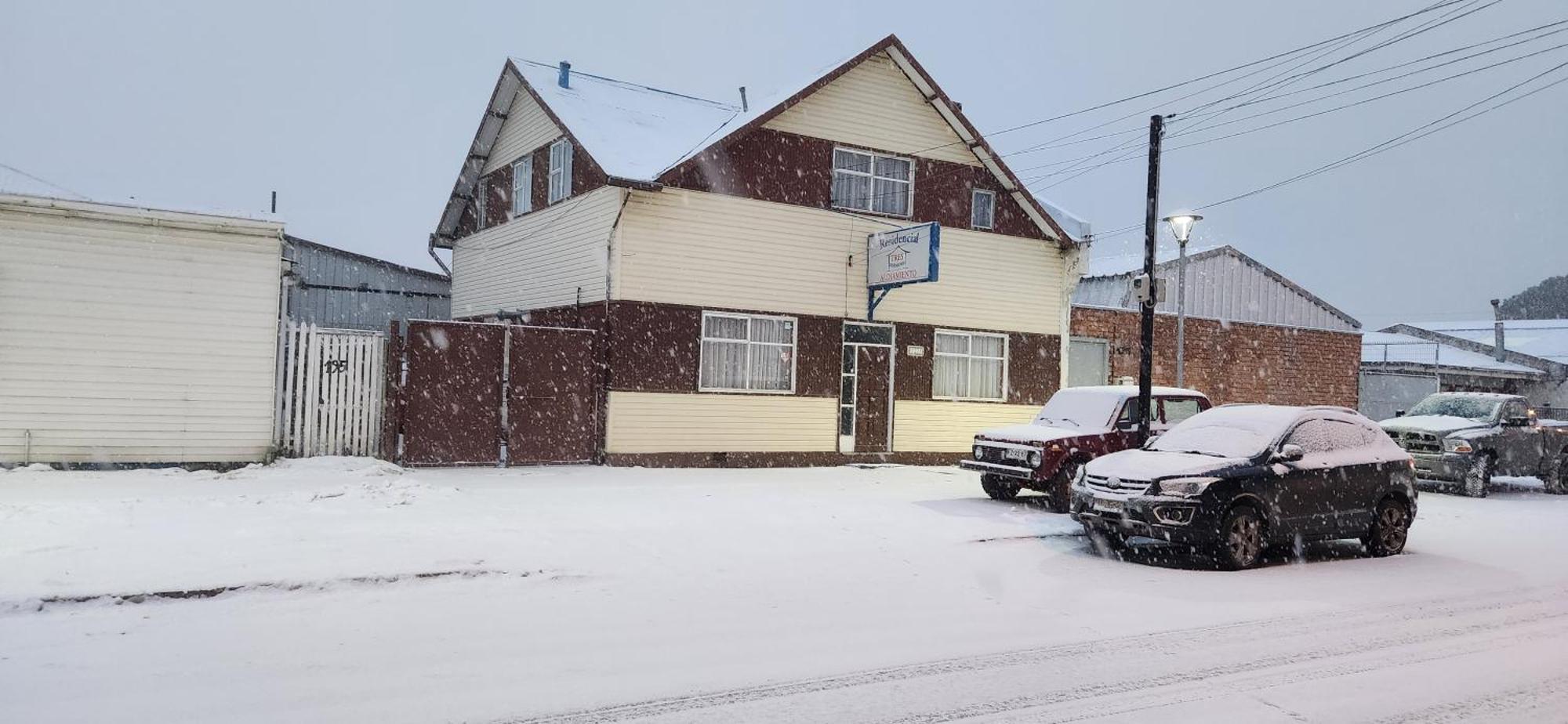 Residencial Tres Hermanos Punta Arenas Luaran gambar